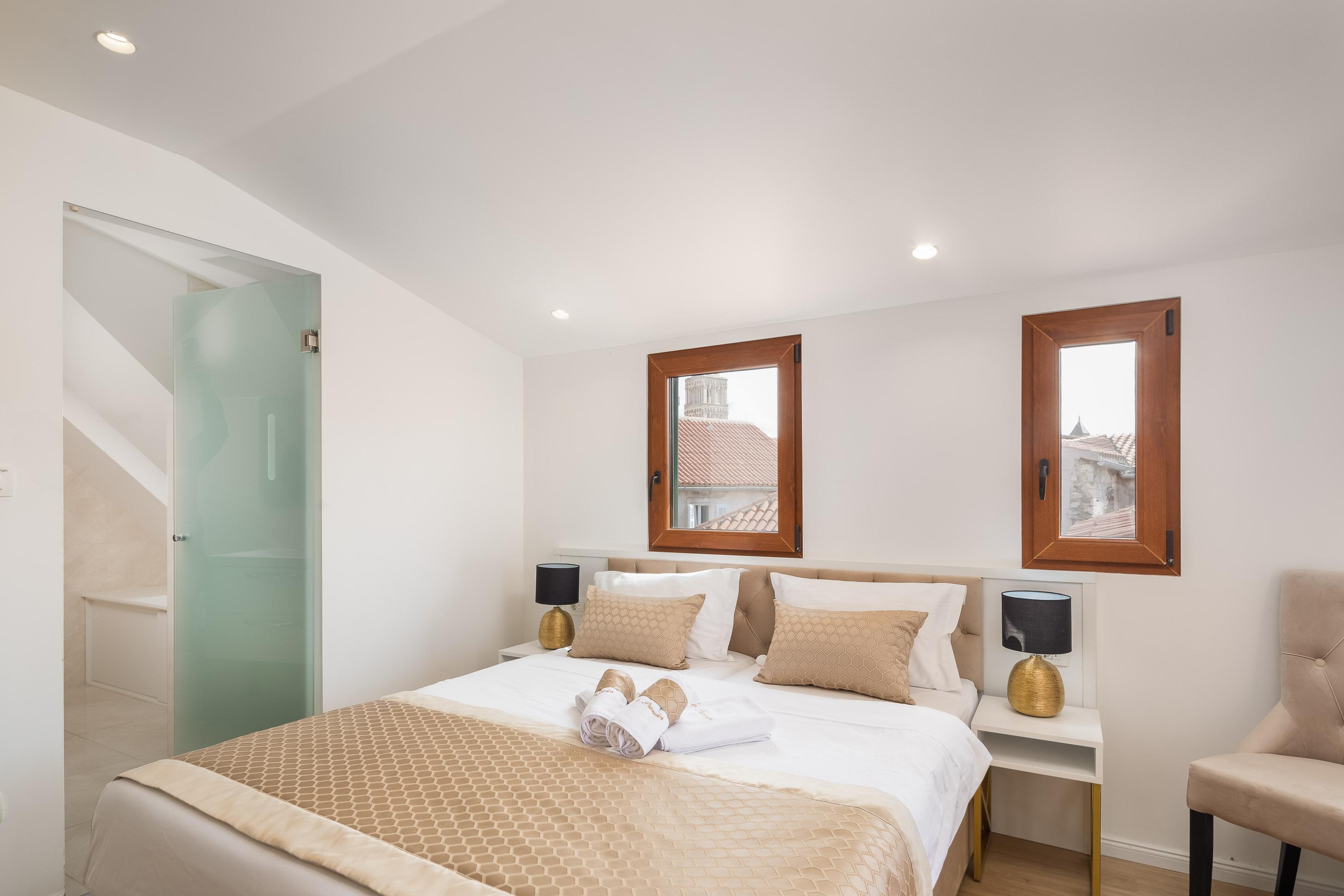 Le Premier Luxury Rooms สปลิท ภายนอก รูปภาพ