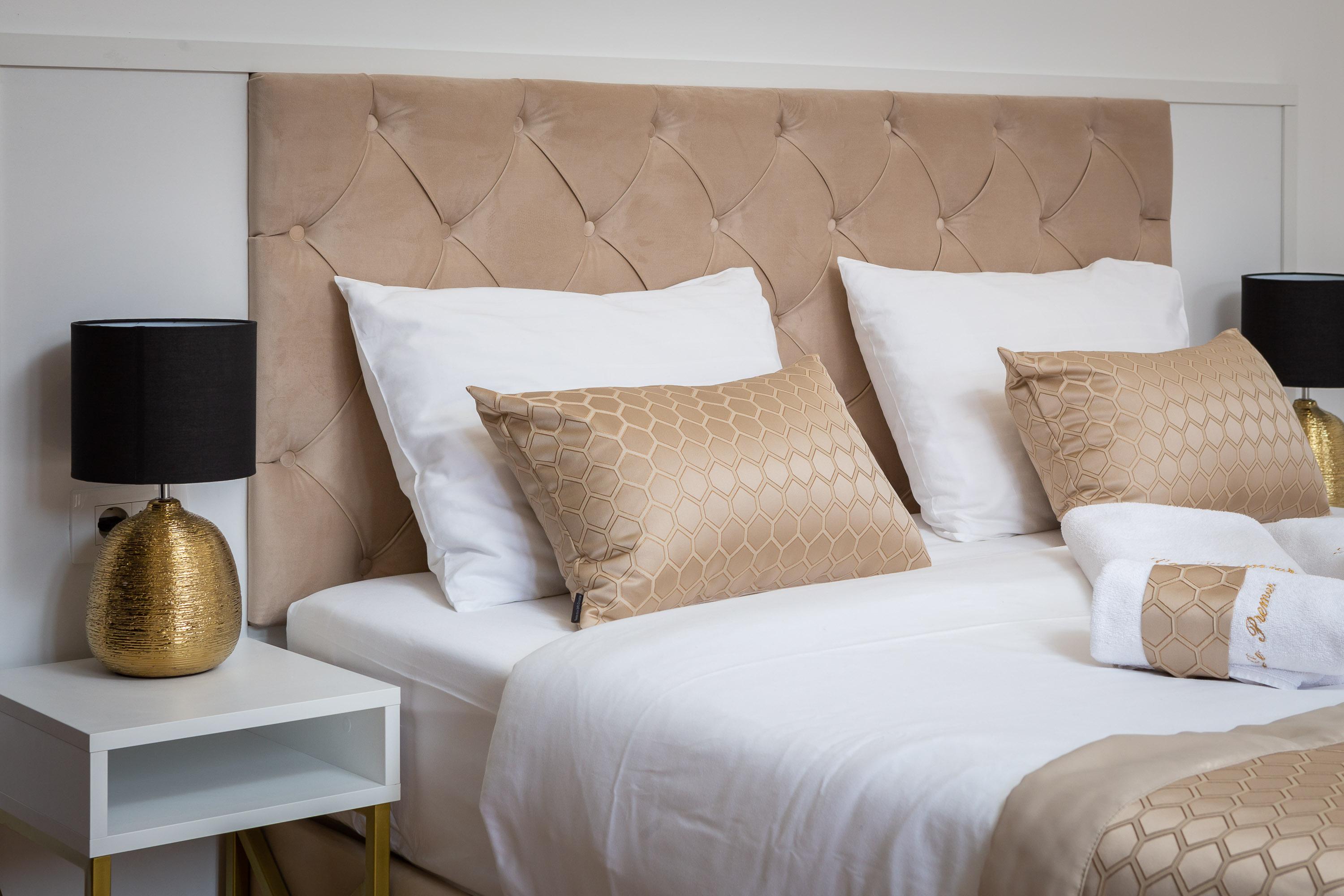 Le Premier Luxury Rooms สปลิท ภายนอก รูปภาพ